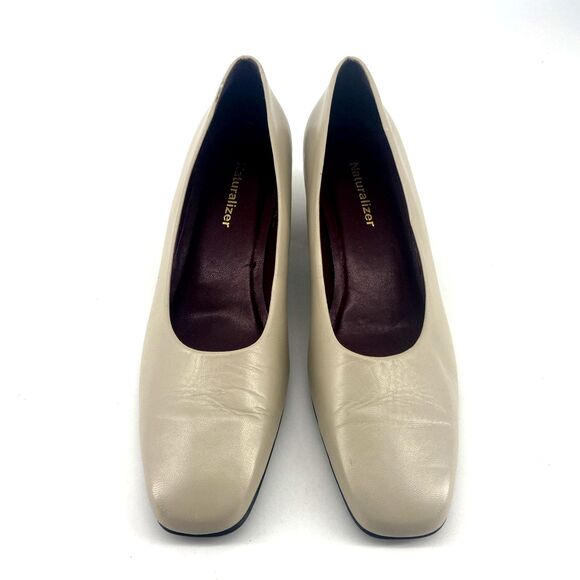 Naturalizer Leather Heel 10N Nude Block Heel Square Toe Non Slip Sole Comfort - Picture 2 of 8